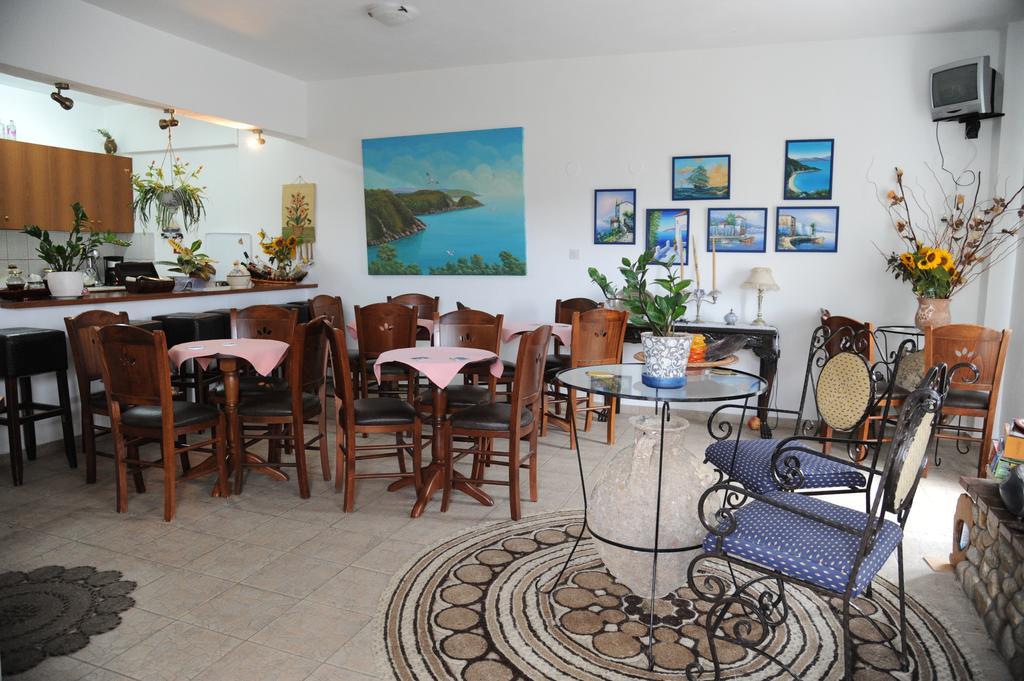 Thalassa Hotel Амоляни Стая снимка