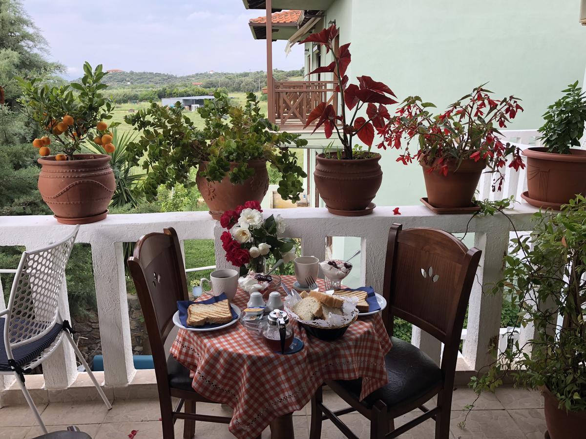 Thalassa Hotel Амоляни Екстериор снимка